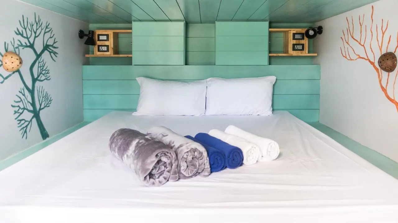 The Snug Airportel - Phuket Airport Nai Yang Beach