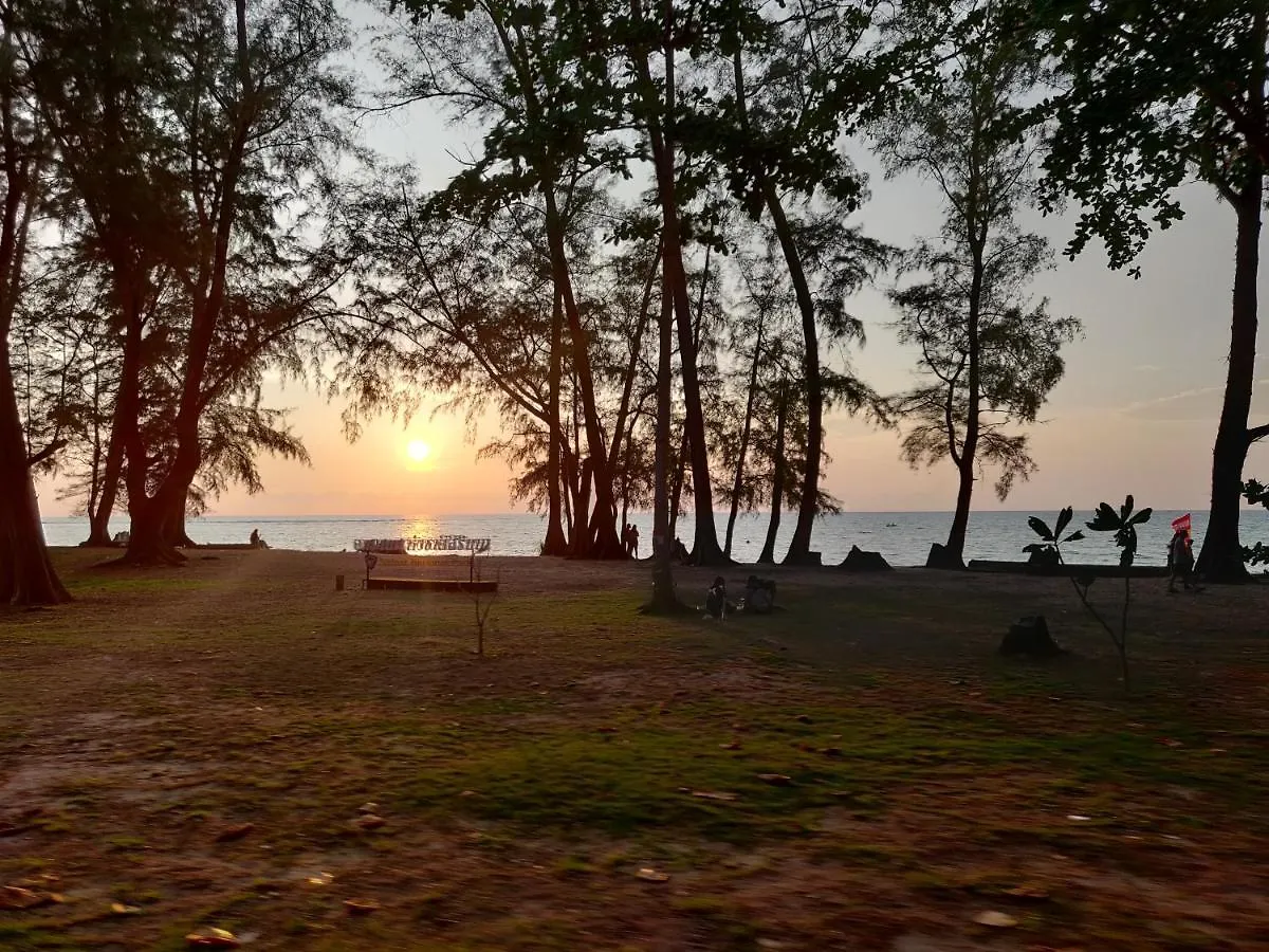 The Snug Airportel - Phuket Airport Nai Yang-stranden