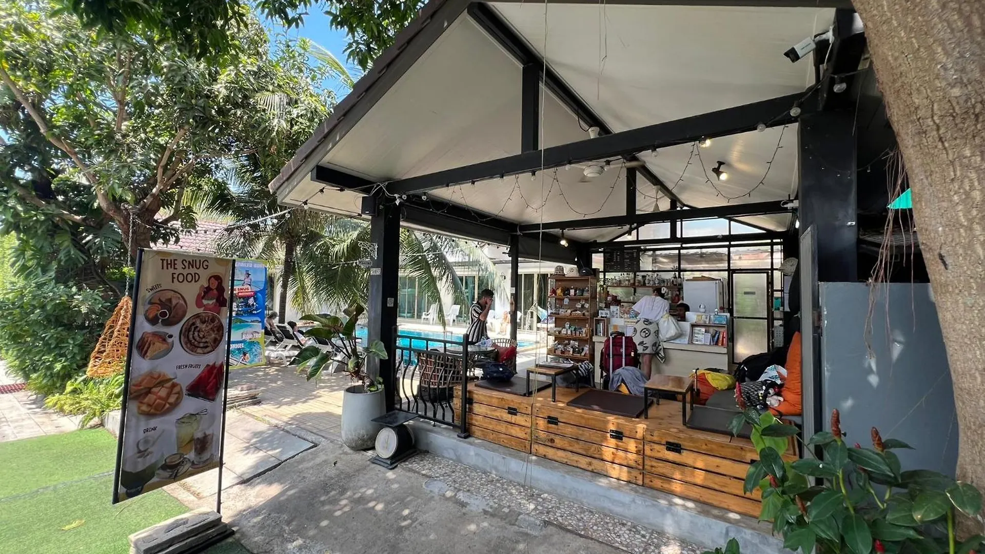The Snug Airportel - Phuket Airport Nai Yang-stranden